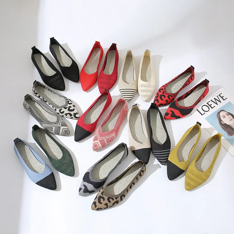 Fashion Woven Bean Shoes 2025 Spring New Shallow Mouth Pointed Breathable Flat Bottom Solid Color Hollow Out Women's Shoes