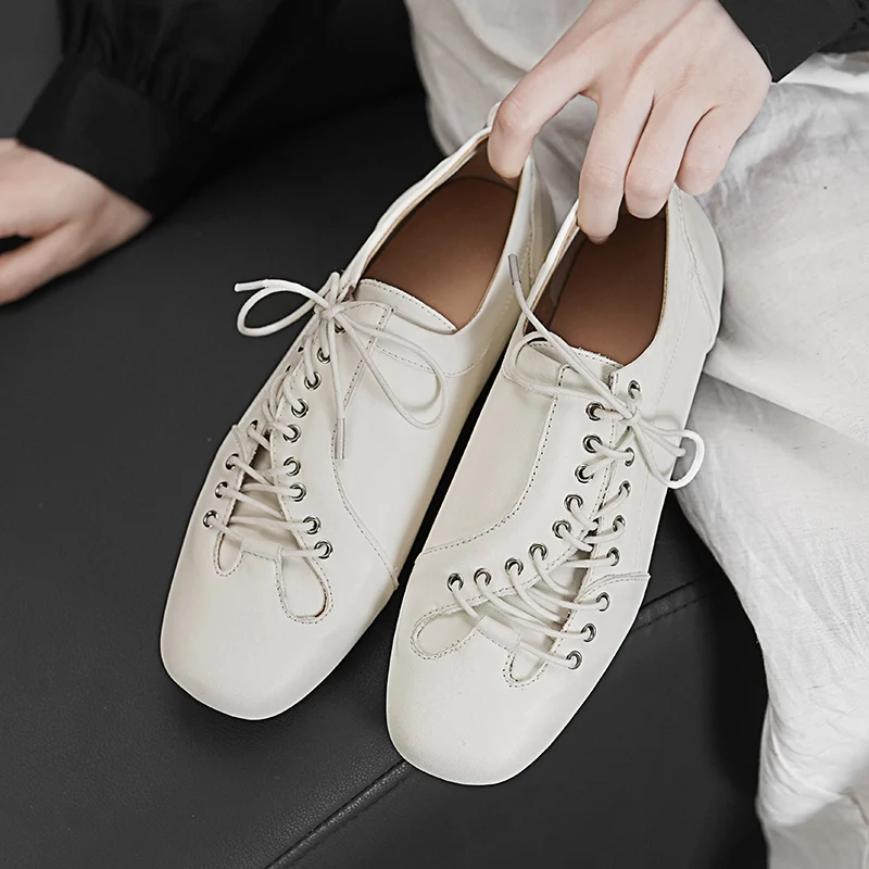 

2026 Spring Genuine Leather Women Shoes Fashion Square Toe Women Loafers Flat Shoes Lace Up Women Pumps Casual Retro Shoes