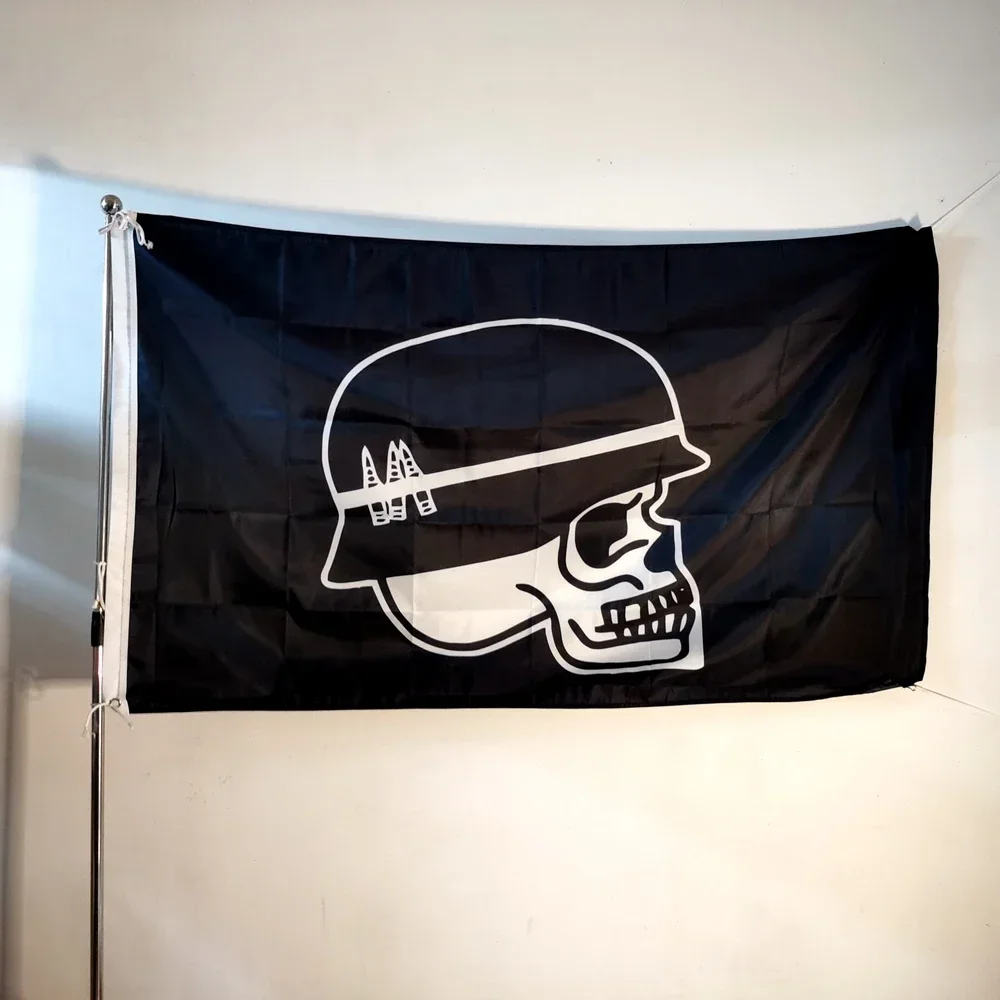 

Halloween Soldier Pirate Skull Flag 90x150cm, Polyester Outdoor Banner for Party Decor