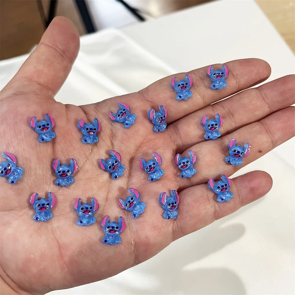 50 stuks 3D Cartoon Mini Stitch & Schattige Beren Nagel Charmes 10x13mm Hars Stitch Angel Nail Art Kawaii 3d Blauwe Stitch Manicure Onderdelen *(*
