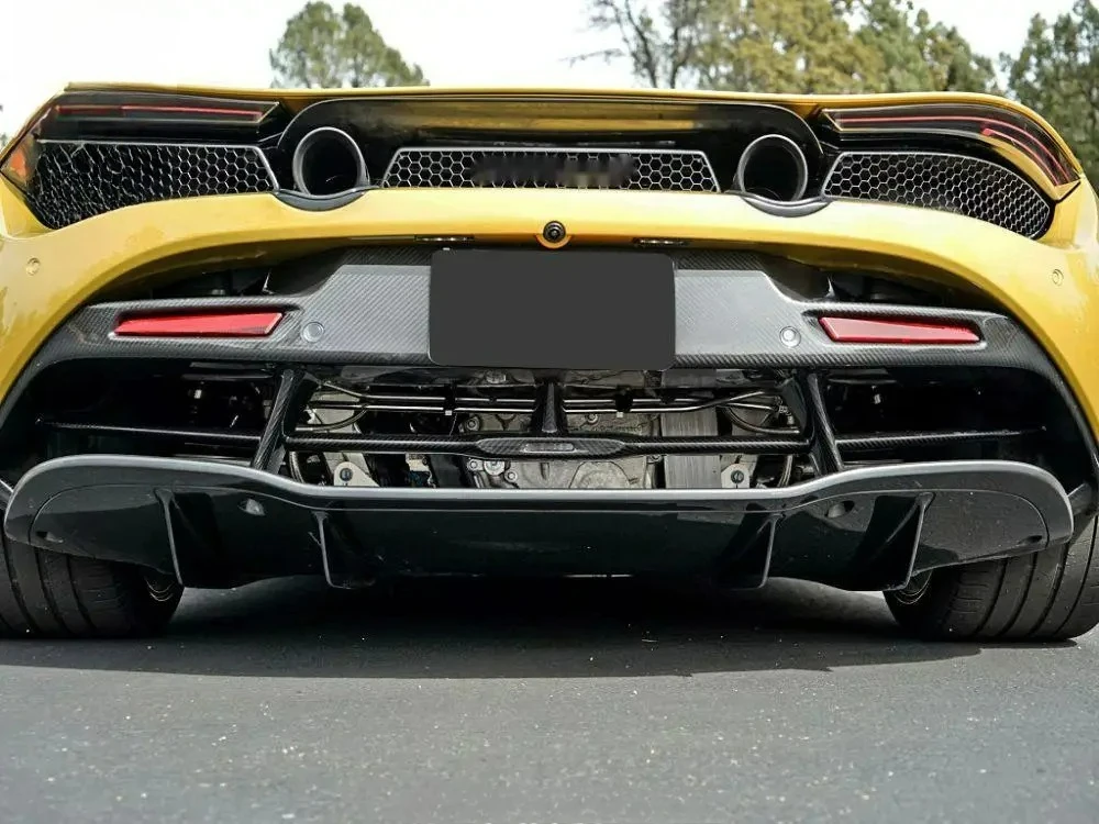 موزع كربون جاف OEM عالي الجودة الأكثر مبيعًا مصمم للمصد الخلفي 720S #6