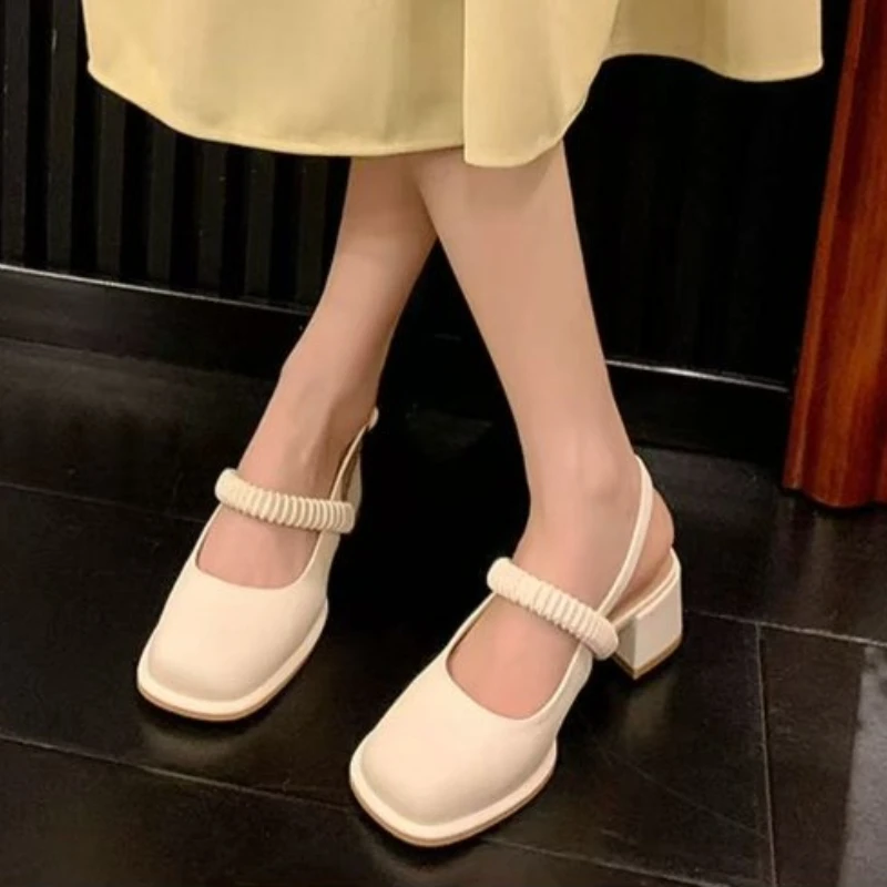 

Princess Style Block Heel 2026 Summer New One Strap Thick Heel Small Leather Head Cover Sandals