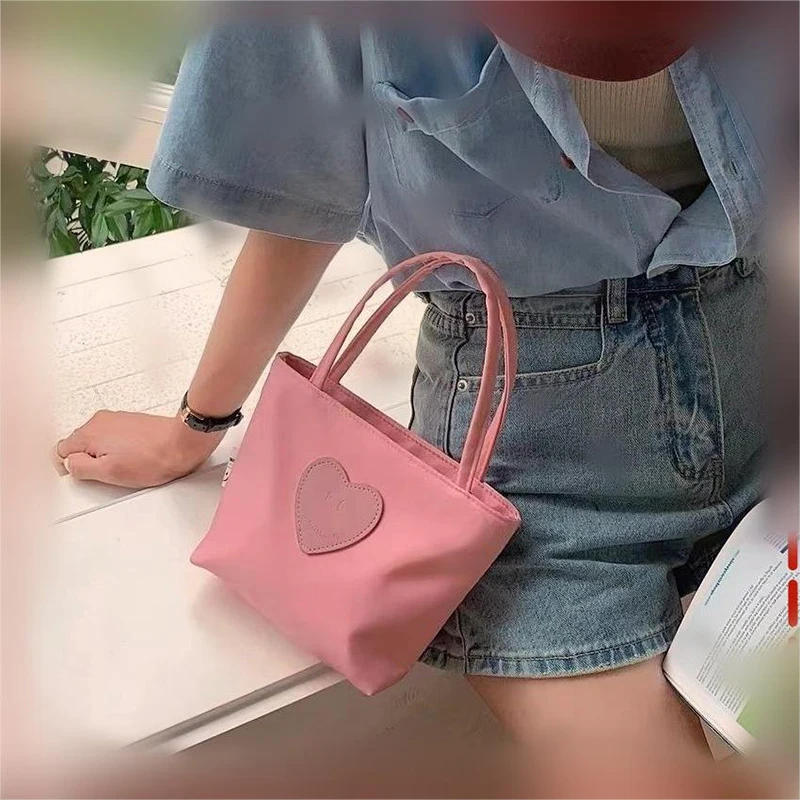 

Casual Fashion Love Pattern Handheld Lunch Bento Bag Handbag