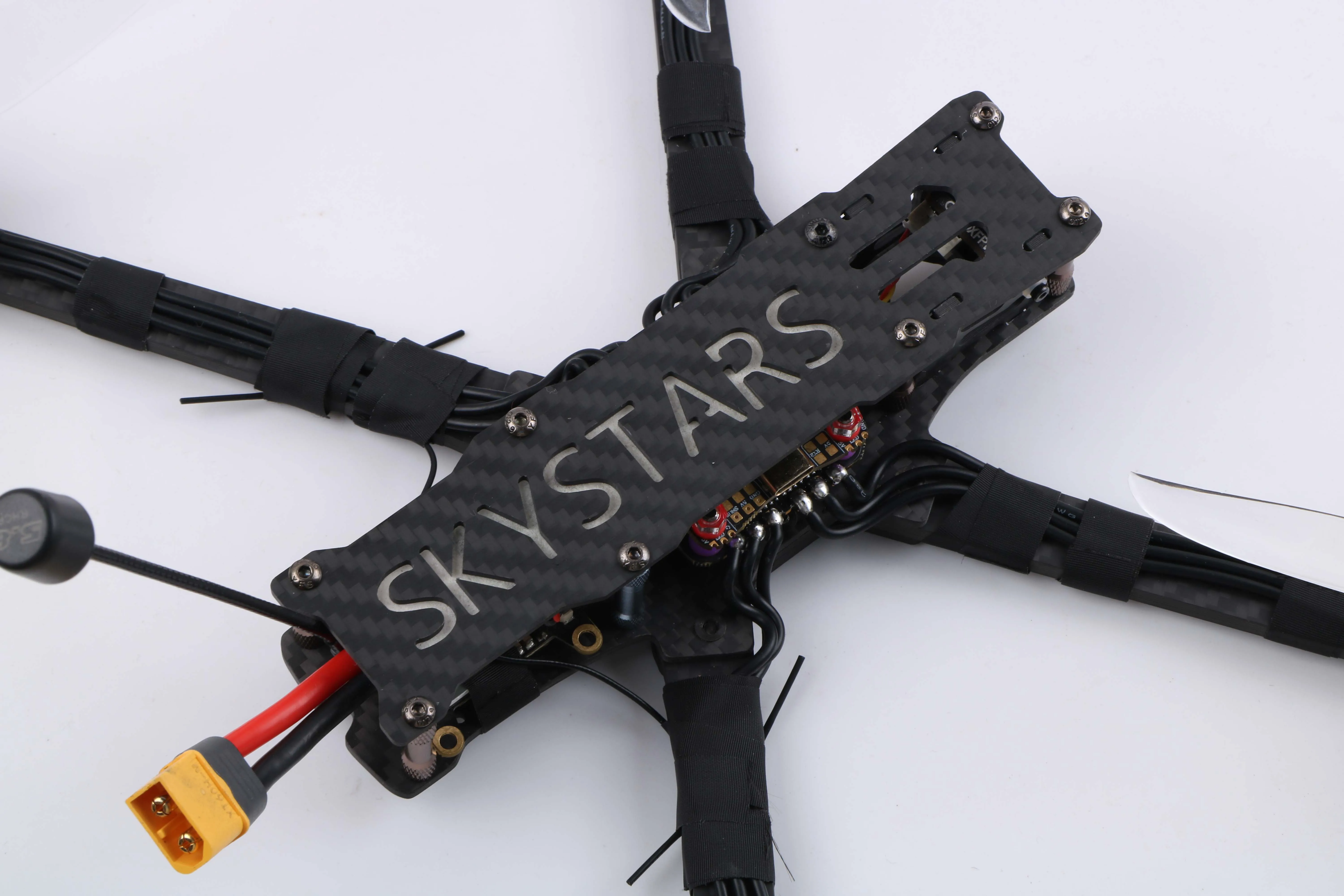 SKYSTARS 7inch Hunter7 F4+50A 8bit ESC 6S FPV Racing Drone BNF longrange