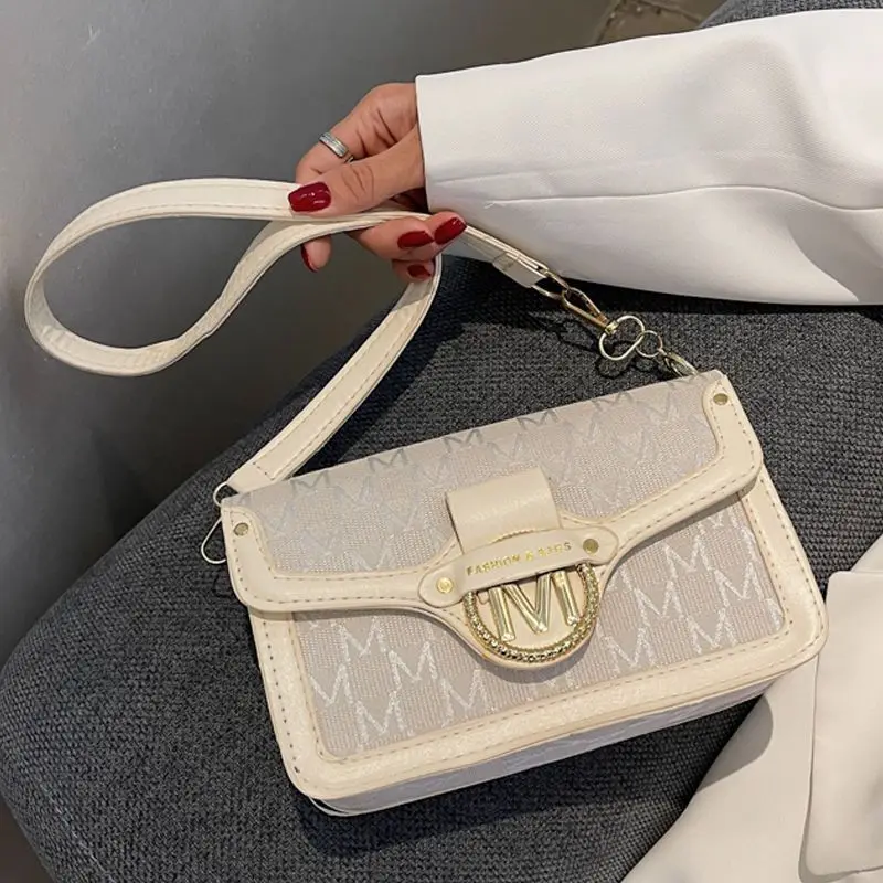 Retro Letter Small Bag for Women 2024 New Fashion Versatile Crossbody Bag for Women Luxury Chain Portable Shoulder Bag