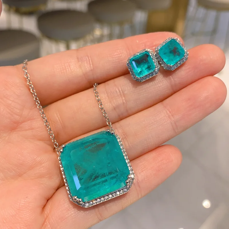 

European and American style fashionable Paraiba heart-shaped pendant necklace and earring set, women's gift accessory