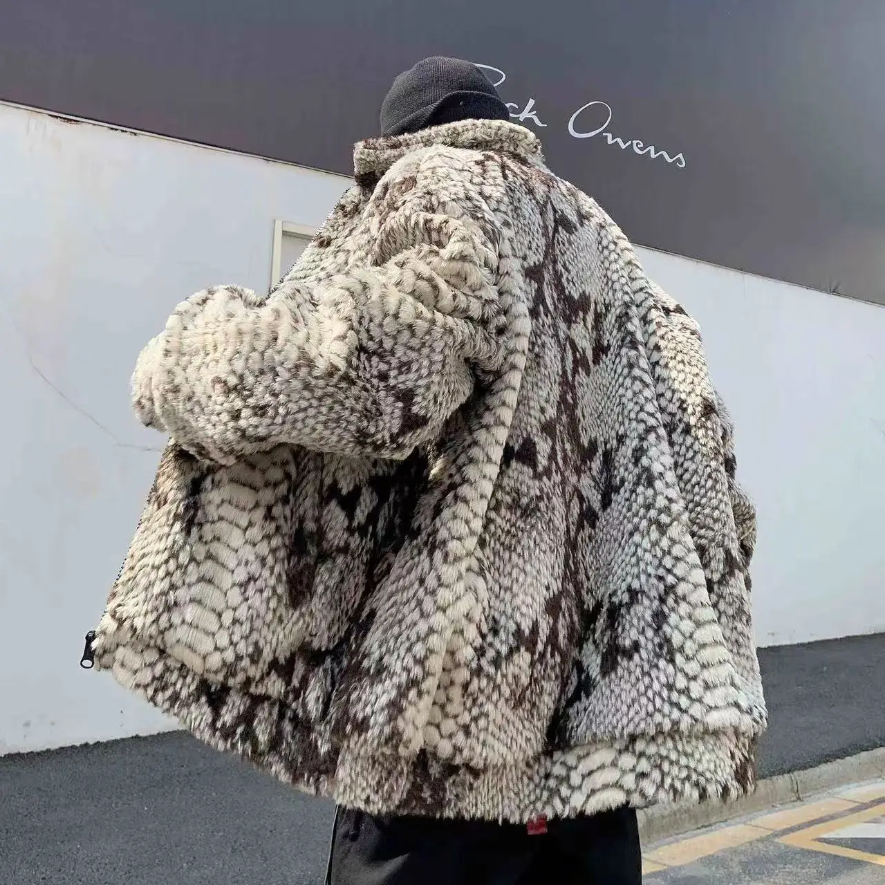 Trendy Cool Python Pattern Tops Men's Artificial Fur Thicken Coat Stylish Street Y2K Fashion Overcoat Loose Fit Male Overwear