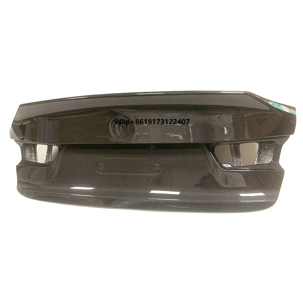 

Замененная задняя крышка багажника из углеродного волокна в стиле CSL для G80 M3 G82 M4