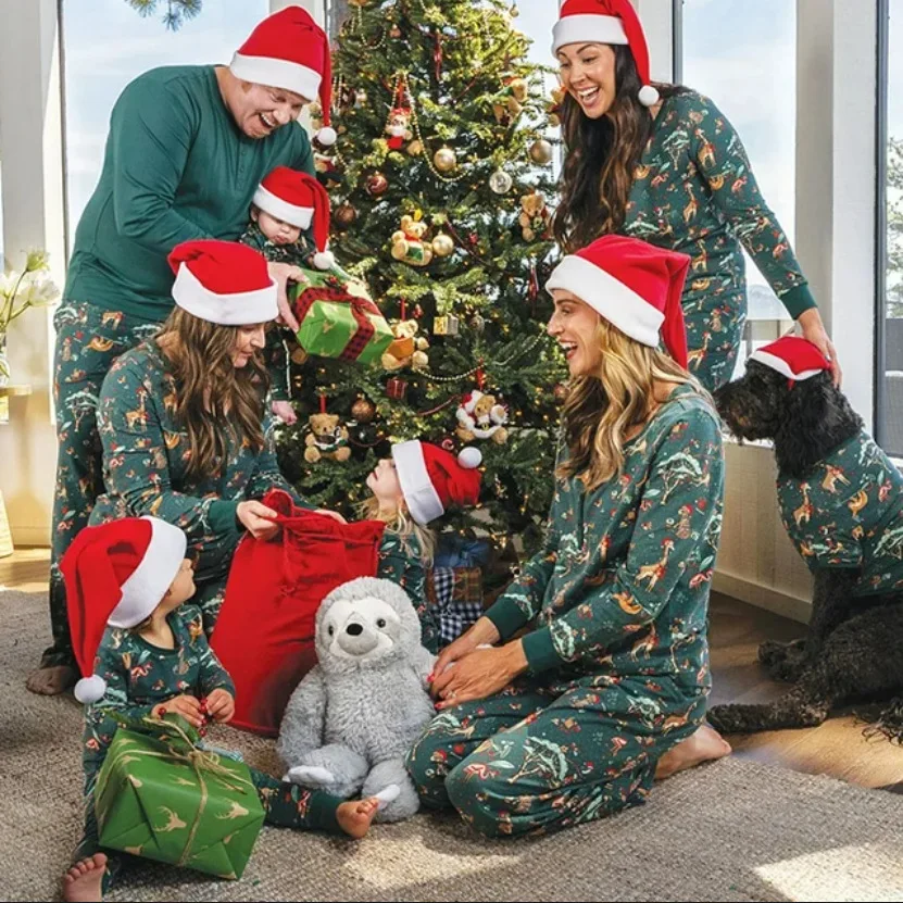 Christmas Pajamas Set for Family/Couples/Kids 2025 New Year's Costumes Allover Print Full Sleeve O Neck Pullover 2 Pieces Suit