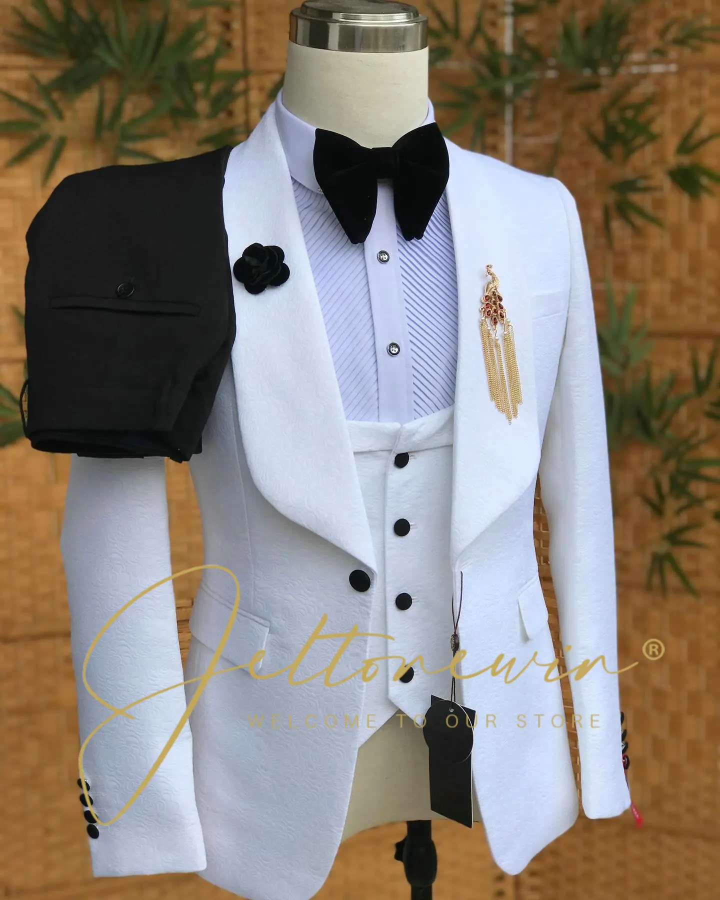

Men's 3 - Piece White Jacquard Formal Suit - White Jacket, Vest & Black Pants, Elegant Outfit for Wedding, Gala, Evening Party &
