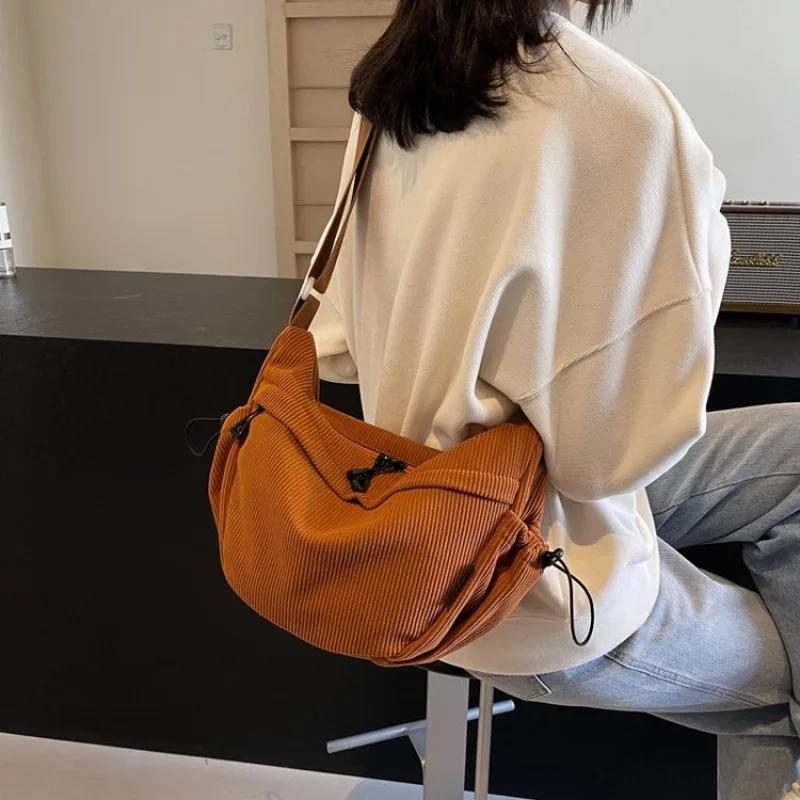 

Элегантная пригородная сумка для подгузников, сумка через плечо, повседневная прогулочная сумка через плечо, изысканная портативная модная элегантная изысканная шикарная современная сумка