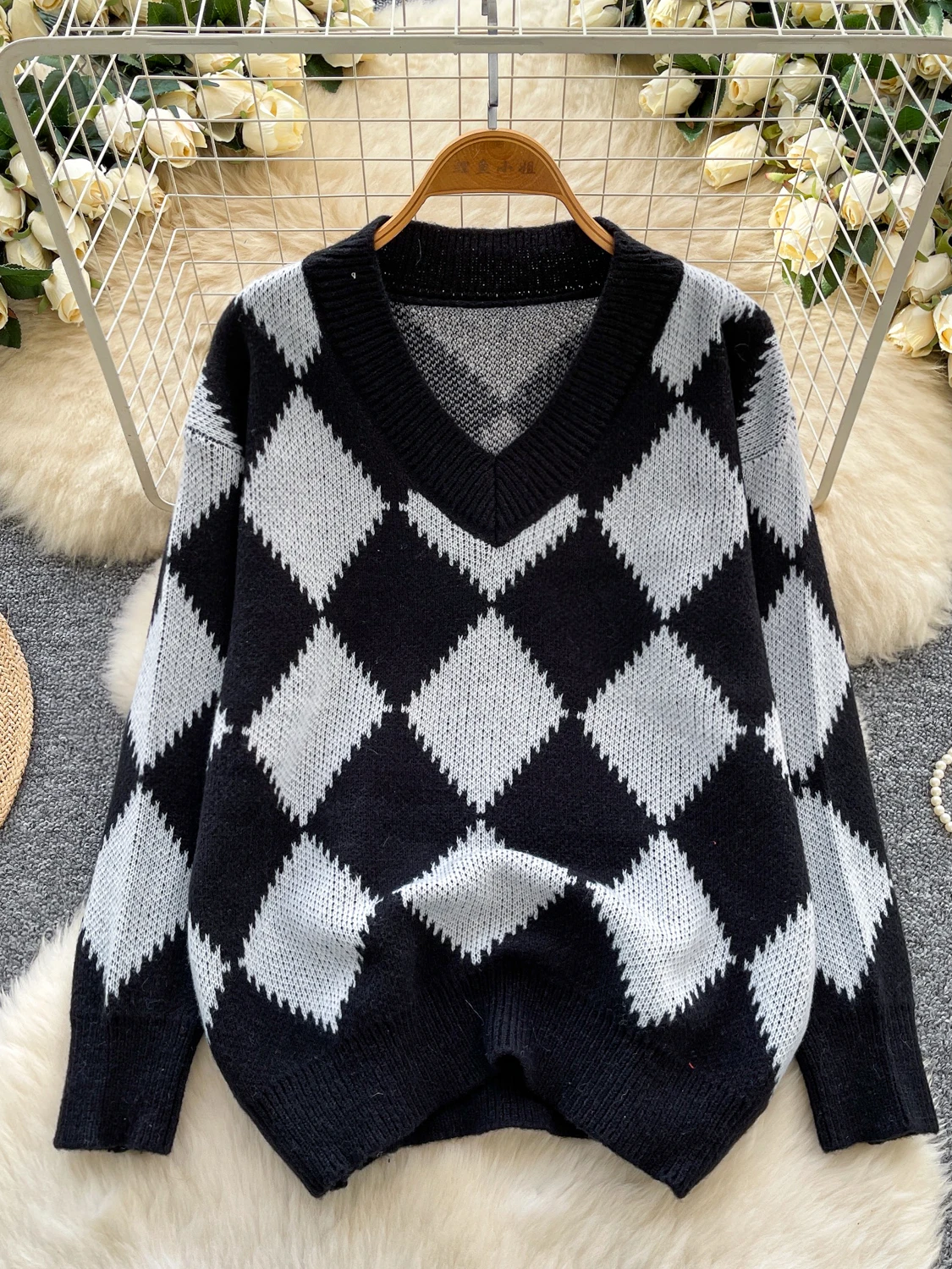 

Loose Fit V-Ne Long Sve Knit Sweater Women's Korean Sle Lazy Retro Design Diamond Pattern Color Blo Knitted irt
