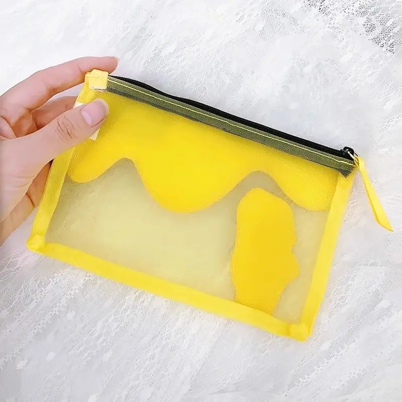 Cute Disney series Winnie the Pooh new creative cartoon pattern simple and fashionable large capacity portable mesh makeup bag