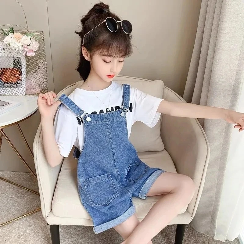 2024 New Baby Strap Shorts Summer Korean Version Slim Girls Capris Children's Jumpsuit Denim Shorts Adjustable Summer Pants