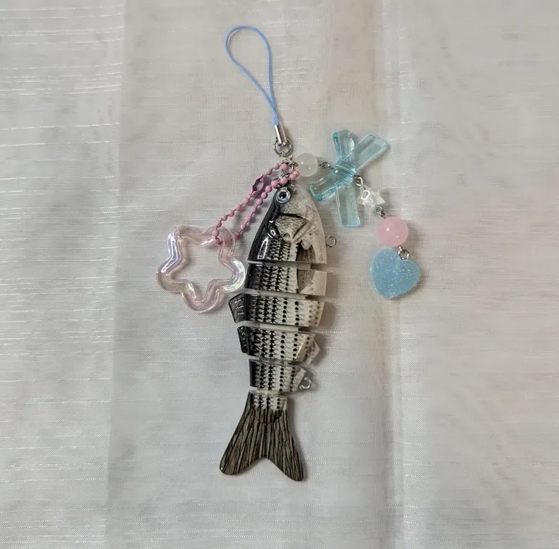 Handmade fish keychains, lovely jewelry image 4