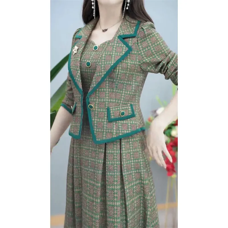 Long Sleeved Dress Fake Two Pieces For Women 2024 Spring And Autumn New Fashion Style Slimming Suit Collar Mid Length Dresses