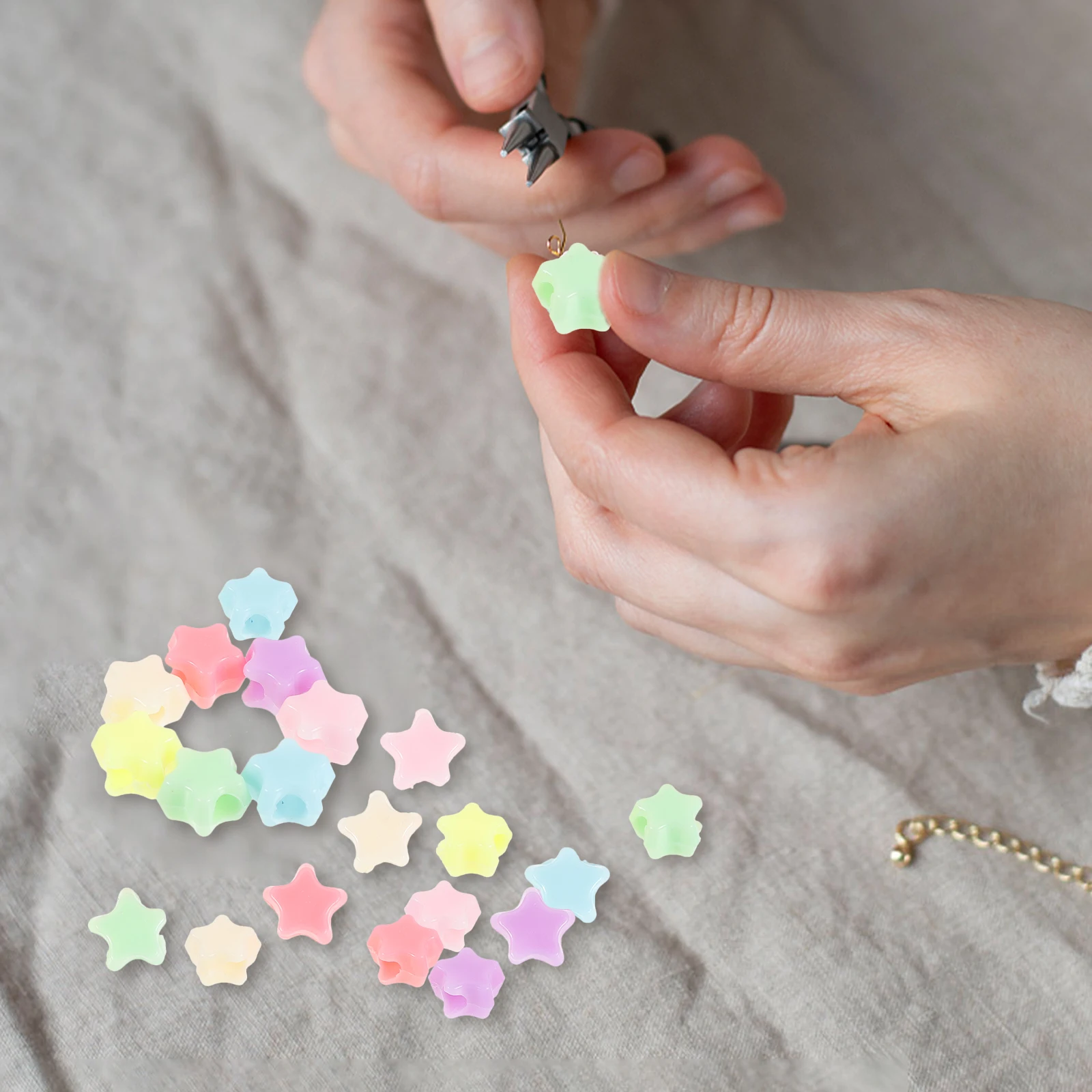 500 pezzi di perline a forma di stella con foro grande, colore arcobaleno, superficie liscia, artigianato fai da te, collana di plastica, braccialetto, creazione di gioielli