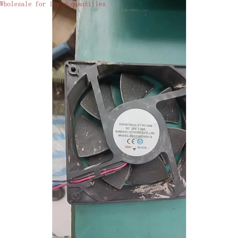 

Для RUNDA New RS1238L24H-S 24 В 1,30 А 12038 инвертор, вентилятор мощности сварочного аппарата