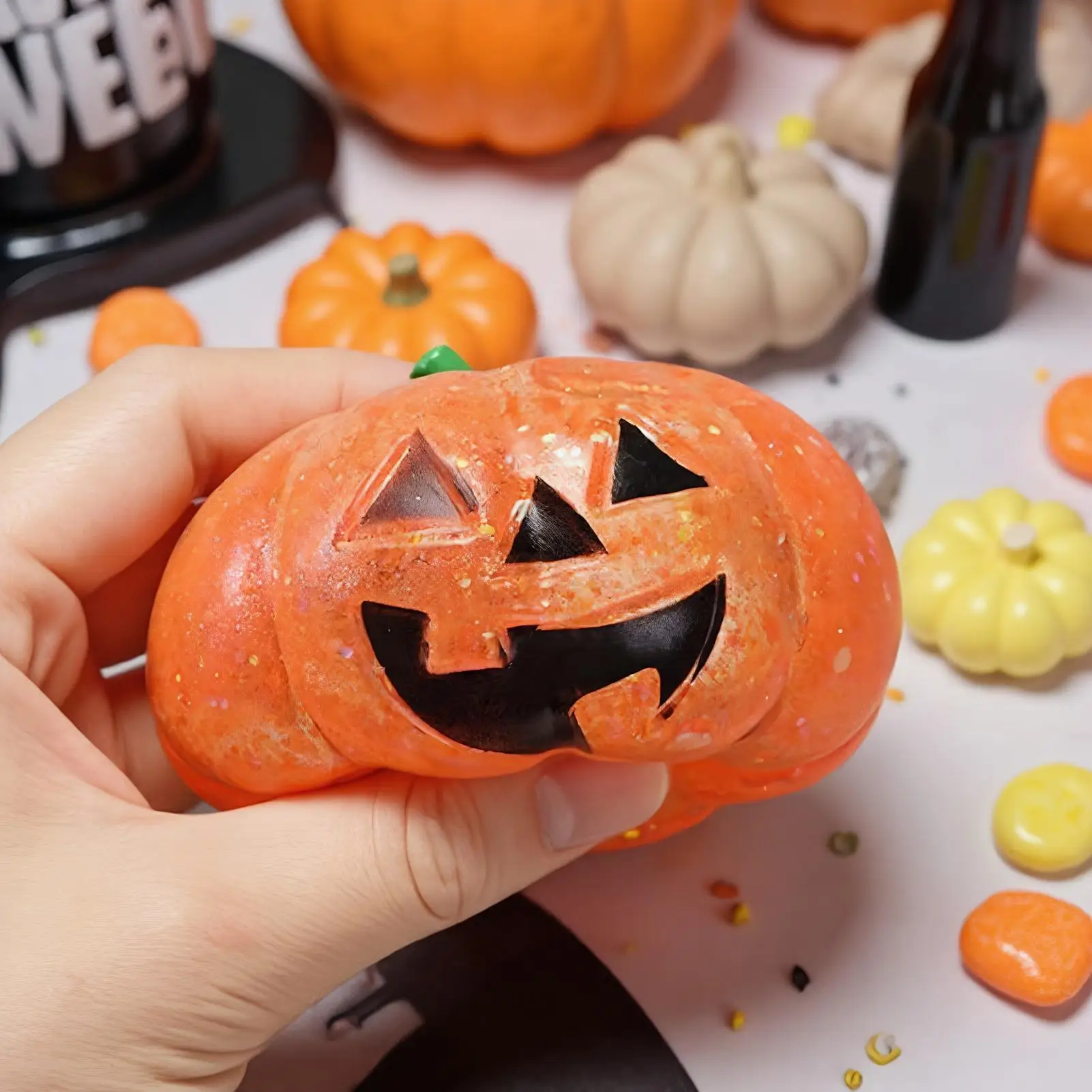 บีบ Fidget ของเล่นฟักทองฮาโลวีนความเครียด Reliever ของเล่นยืดลูกปาร์ตี้กระเป๋าสําหรับโรงเรียนวันเกิดอีสเตอร์