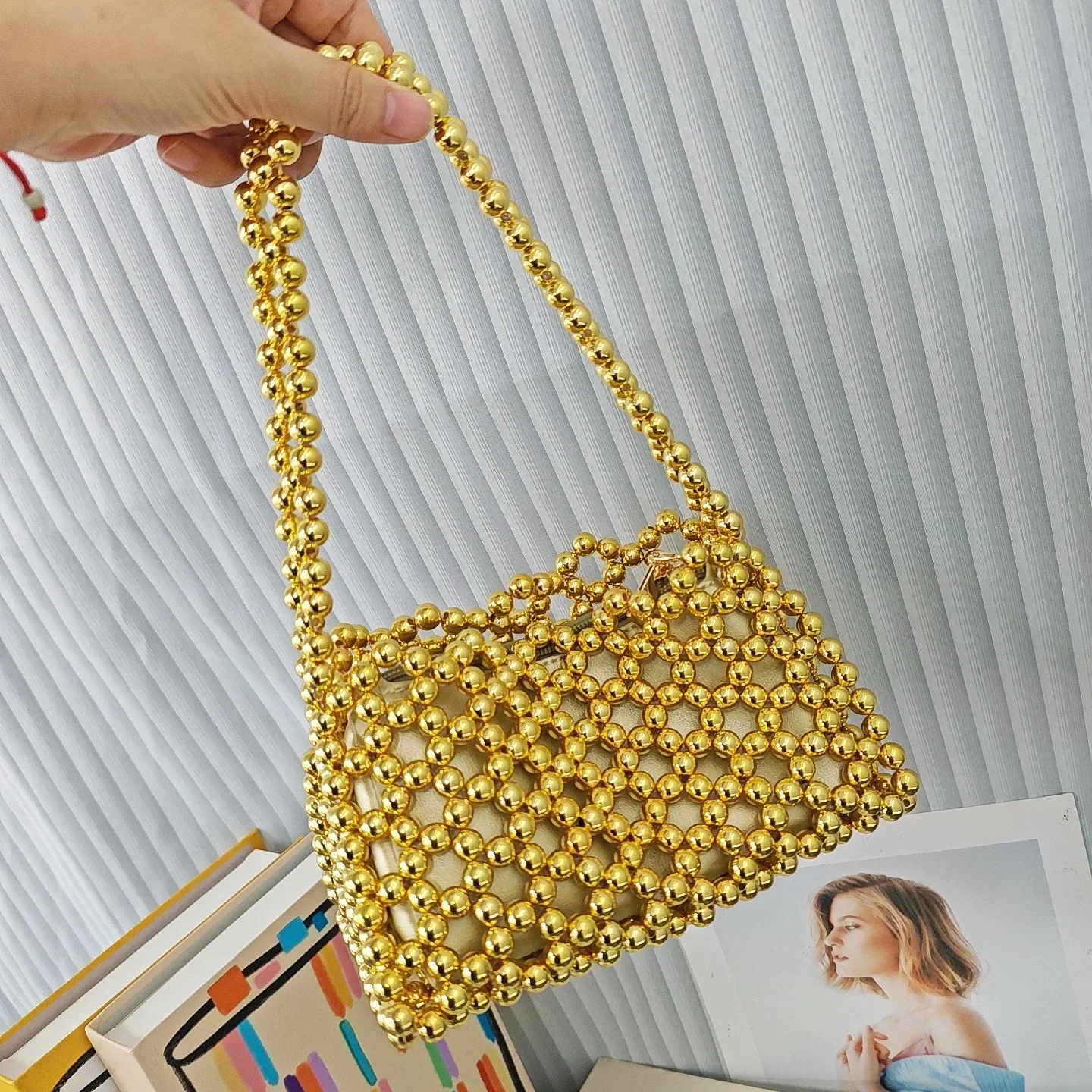 

Unique Casual Tote Bag Minimalist Messenger Purse for Women Elegant Solid Color and Paris Fashion Flair