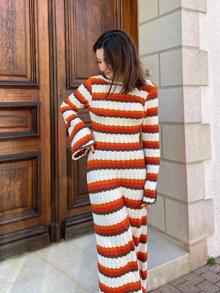 WeiYao-vestido de punto de algodón con espalda descubierta para mujer, traje a rayas de manga larga con cuello redondo, corte ondulado, estilo de vacaciones, otoño