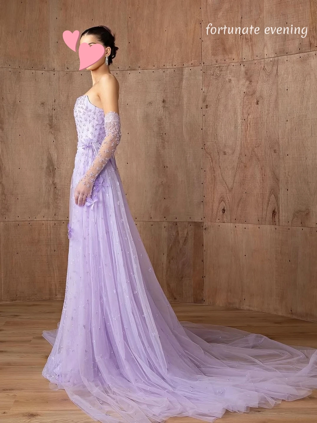 Vestidos de noche elegantes, de estilo vintage, en color lila, con encaje, corte sirena y detalles de plumas, hechos a medida para ocasiones formales, bailes de graduación y fiestas.