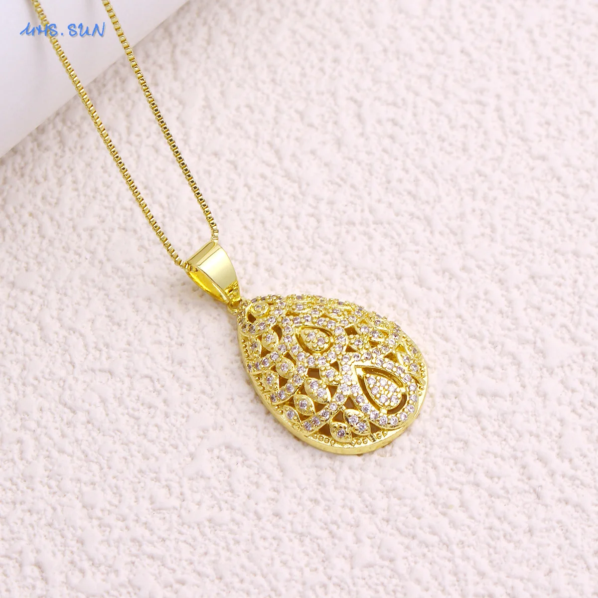 MHS.SUN Gold Color Water Drop Pendant Necklace AAA Zircon Waterdrop Necklace For Women Fashion Wedding Party Charm Jewelry Gift