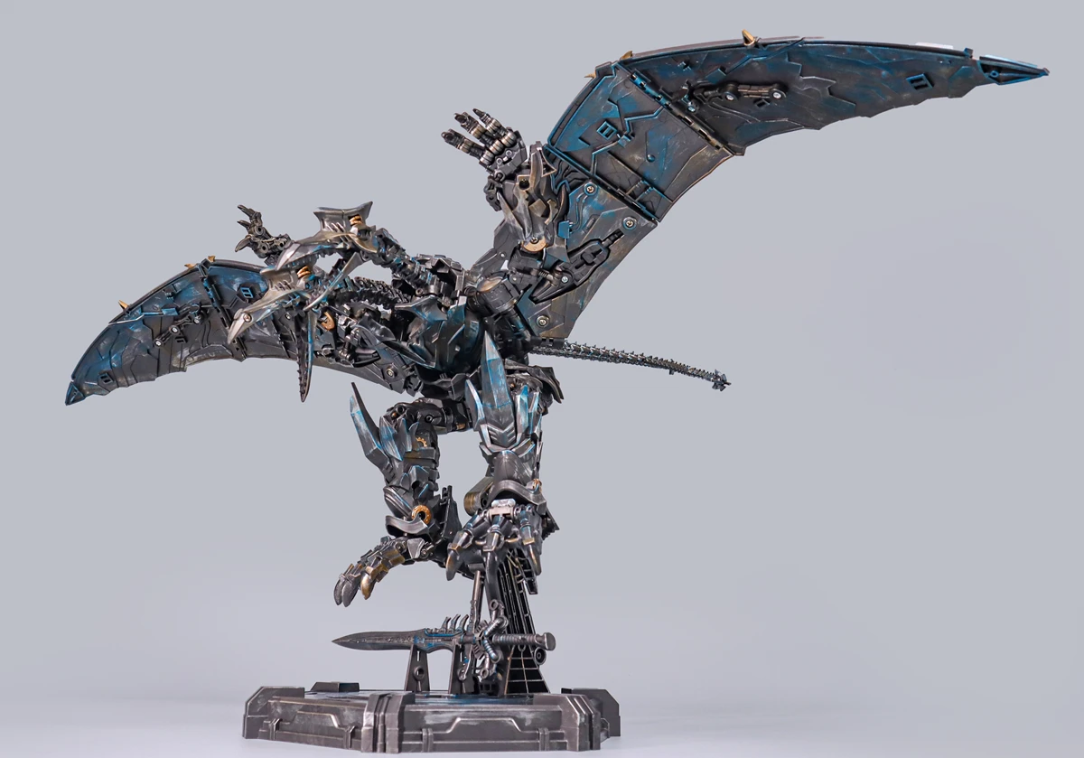 BAIWEI TW-1104 非正規トランスフォーマー 実写スワープ風　新品 BAIWEI TW1104 Transformation TW-1104 Swoop Movie Version Action