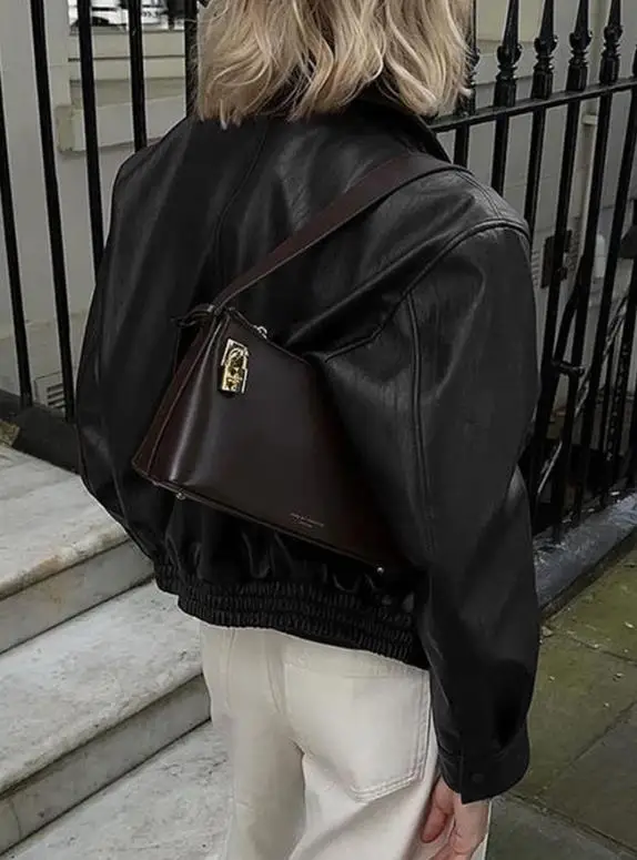 

Leisure Vacation Style Long Sleeved Jacket Leather Jacket, Autumn and Winter Motorcycle High Street Style Women's Leather Jacket