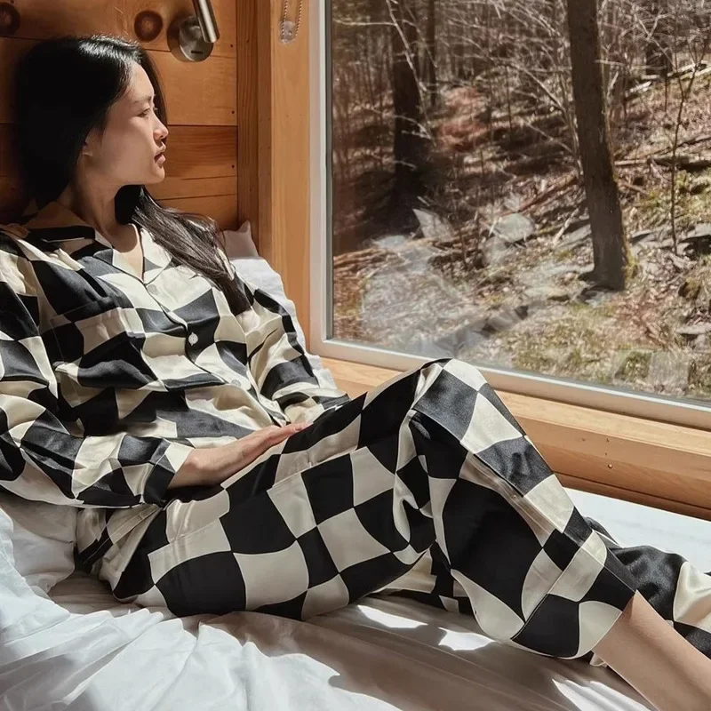 

Пижамный комплект женский из двух предметов, атласная пижама из искусственного шелка, на пуговицах, одежда для сна с длинным рукавом, домашняя одежда, весна-осень