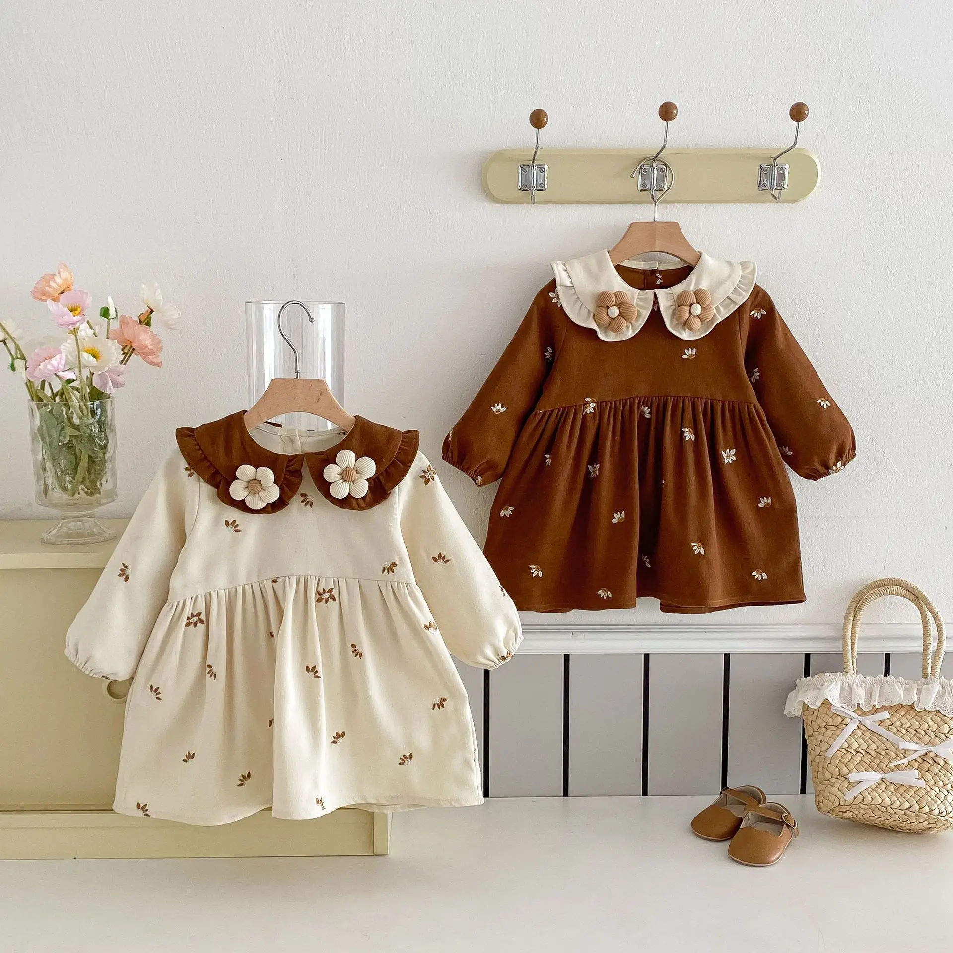 2025 primavera e outono nova edição coreana meninas vestido cor bloqueada bordado crianças roupas vestido da menina do bebê