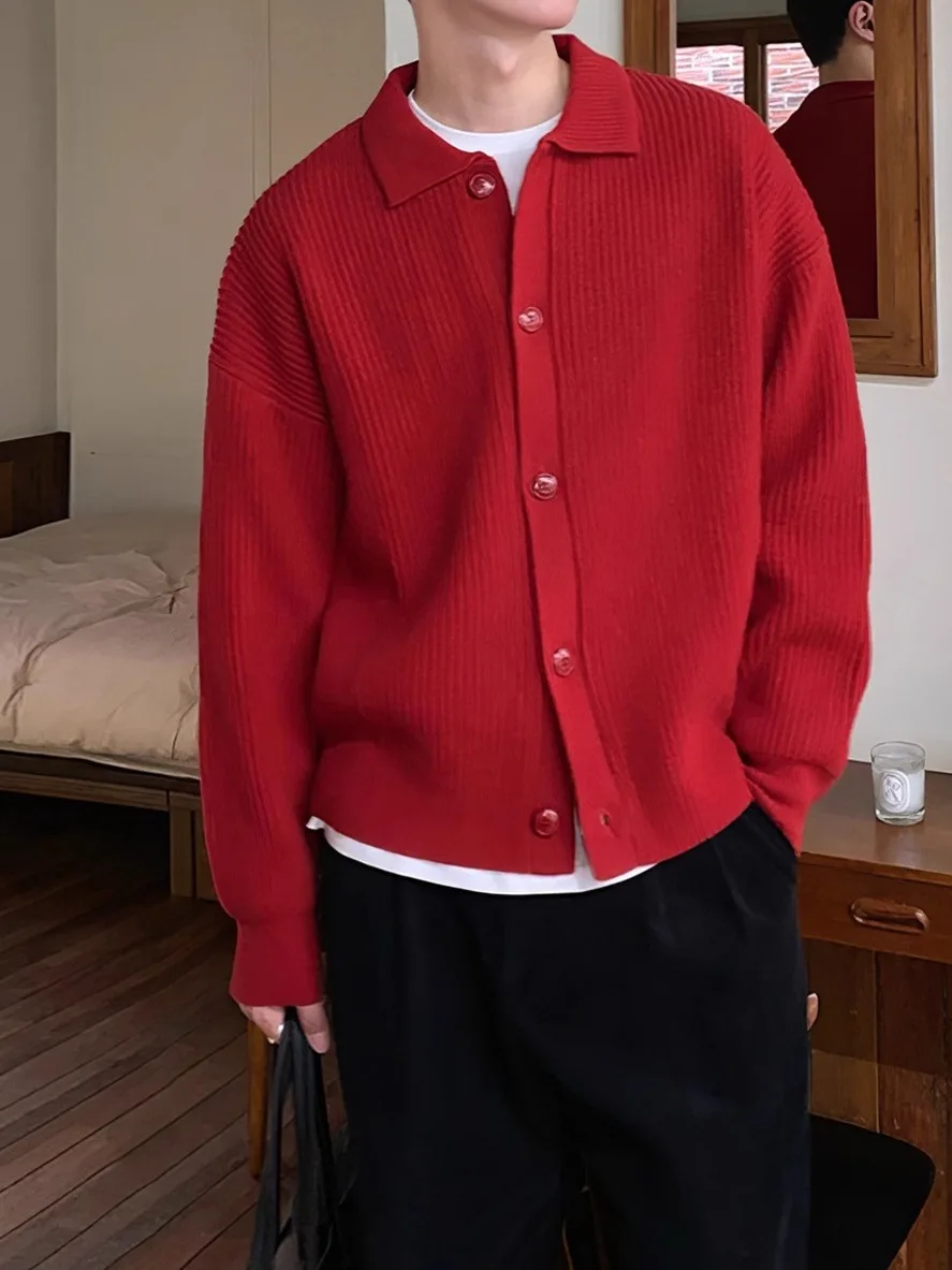 

Красный вязаный кардиган, мужской весенне-осенний корейский Sle, однотонная универсальная верхняя одежда, длинный свеч на пуговицах, свободный крой из полиэстера...