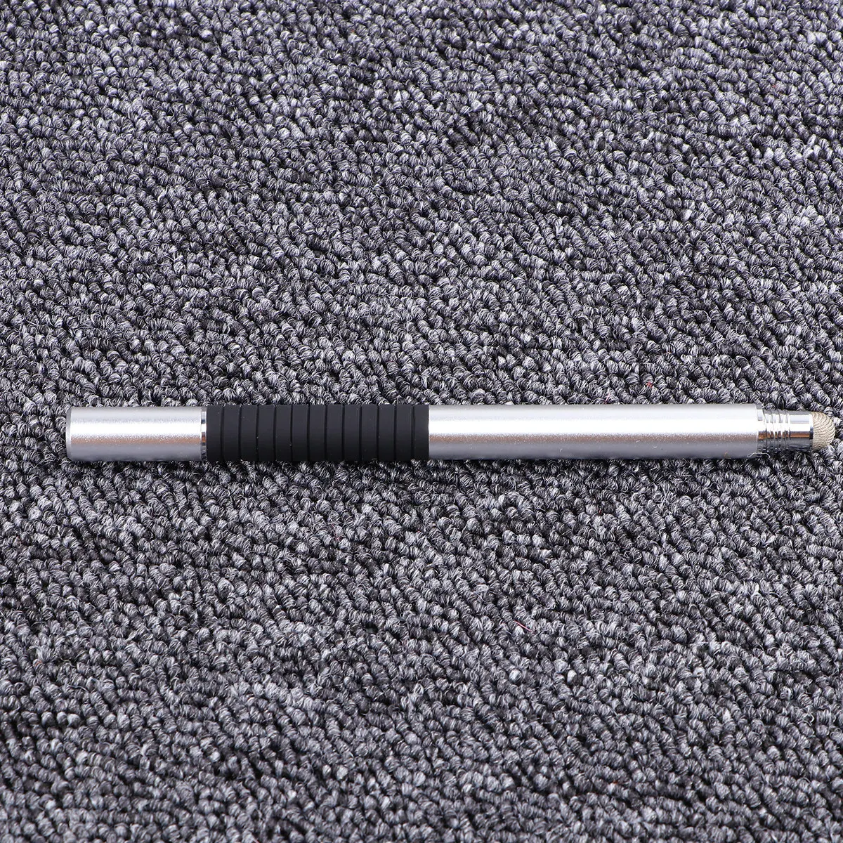 

2 in Screen Stylus Pen Capacitive Disc and Fiber Tip for Accurate Drawing Writing on Tablets Phones Silver