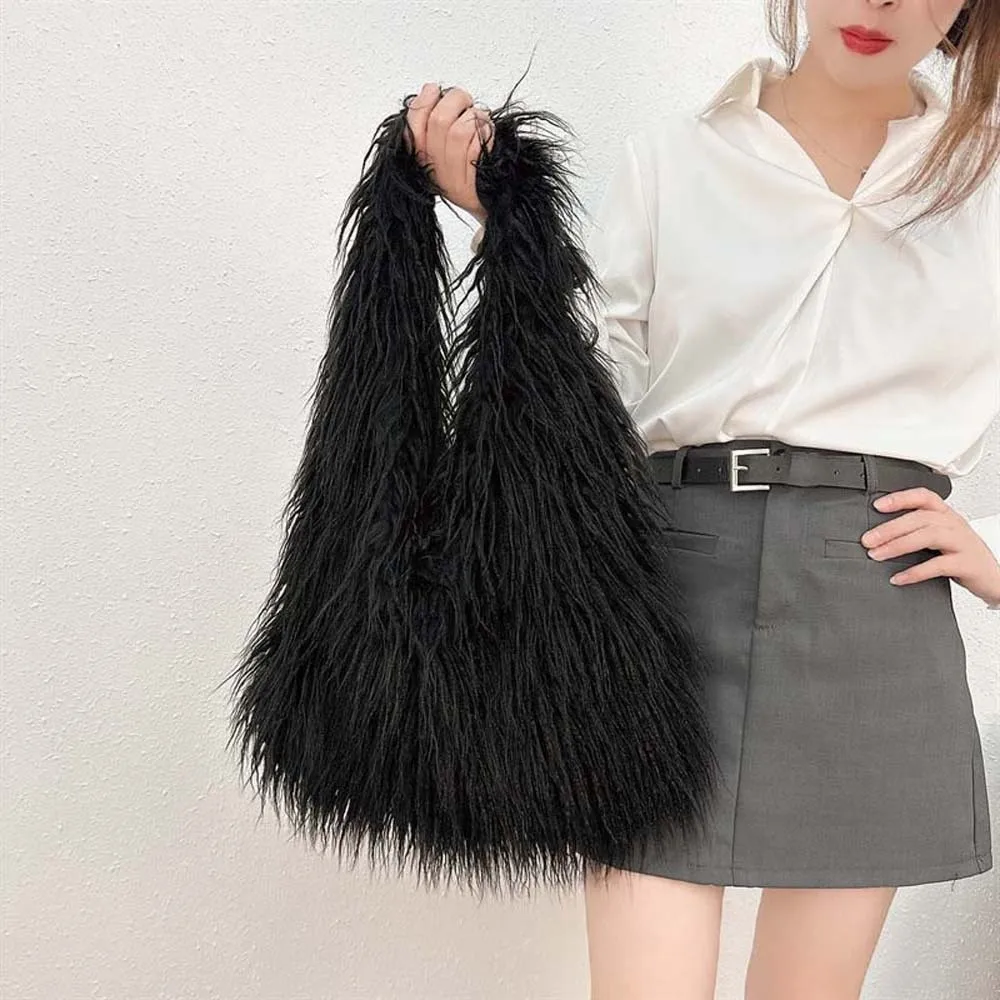 

Женская сумка-тоут из искусственного меха в полоску, большая вместительная мягкая плюшевая сумка на плечо, однотонная, с магнитной застежкой, для повседневного использования, осенняя