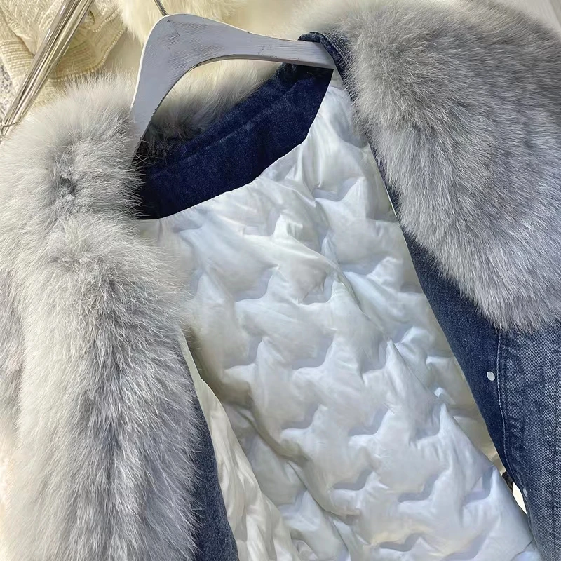 2023 Hot Sales New Fashion Denim Goose Down Big White Fox Fur Collar Detachable Goose Down Filling Lnner Lining High End Jacket