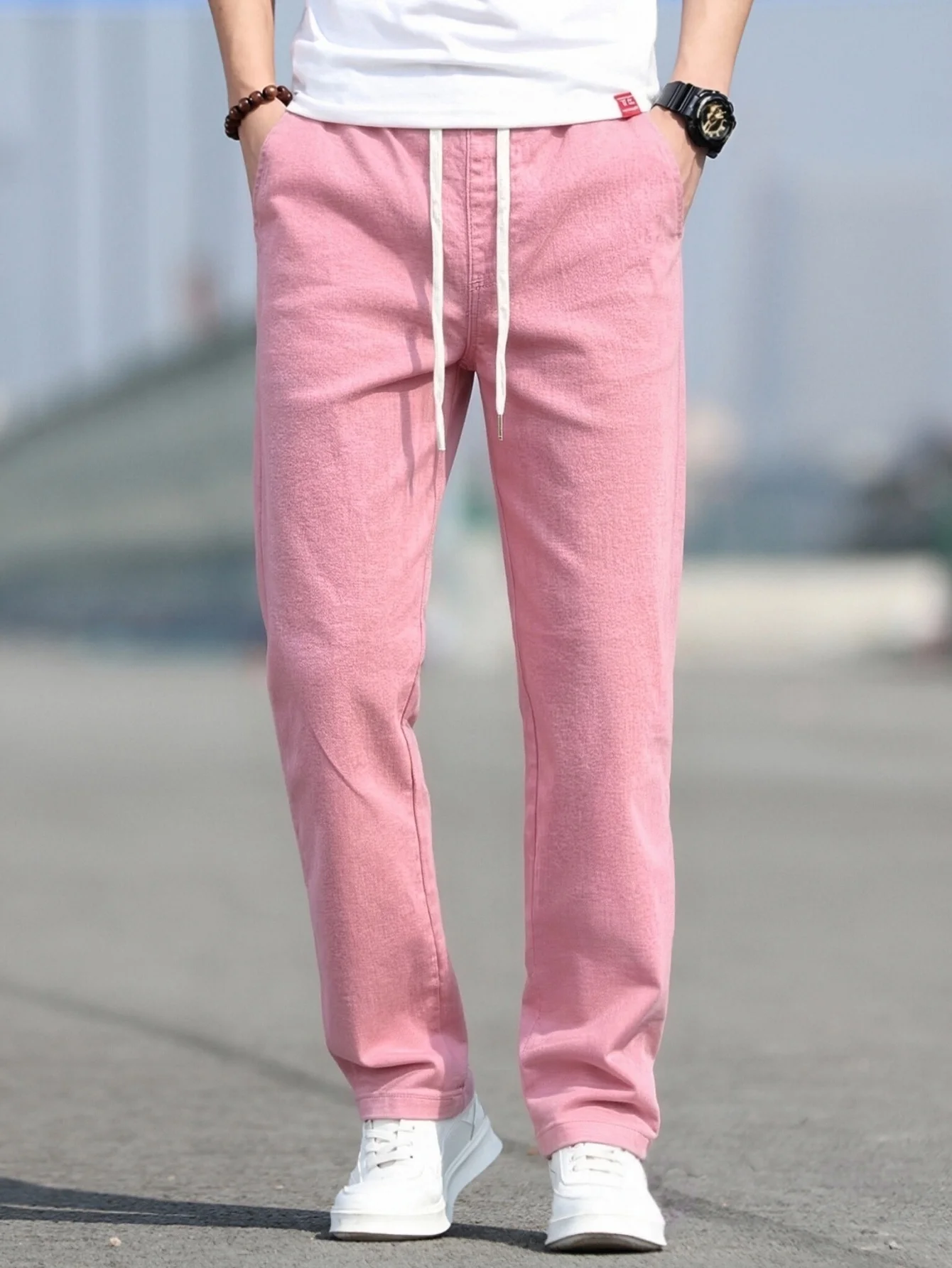 Men's simple solid-color jeans, elastic waist drawstring design for daily wear, hand-washable, dry-cleaned