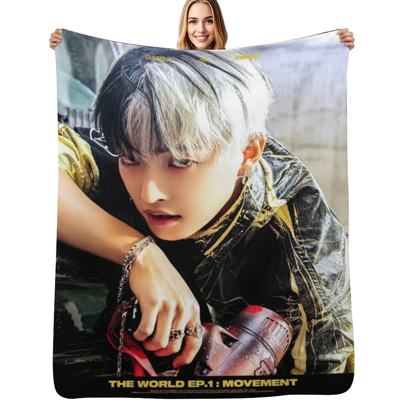 

Hongjoong - Ateez Throw Blanket Cozy Light Blanket for Travel Camping Picnic