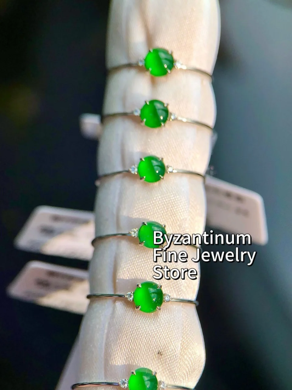Certificated PT900 Real Platinum Natural 1ct Emerald Jade With 0.01ct Genuine Diamond Accent Solitaire Ring Luxury Fine Jewelry