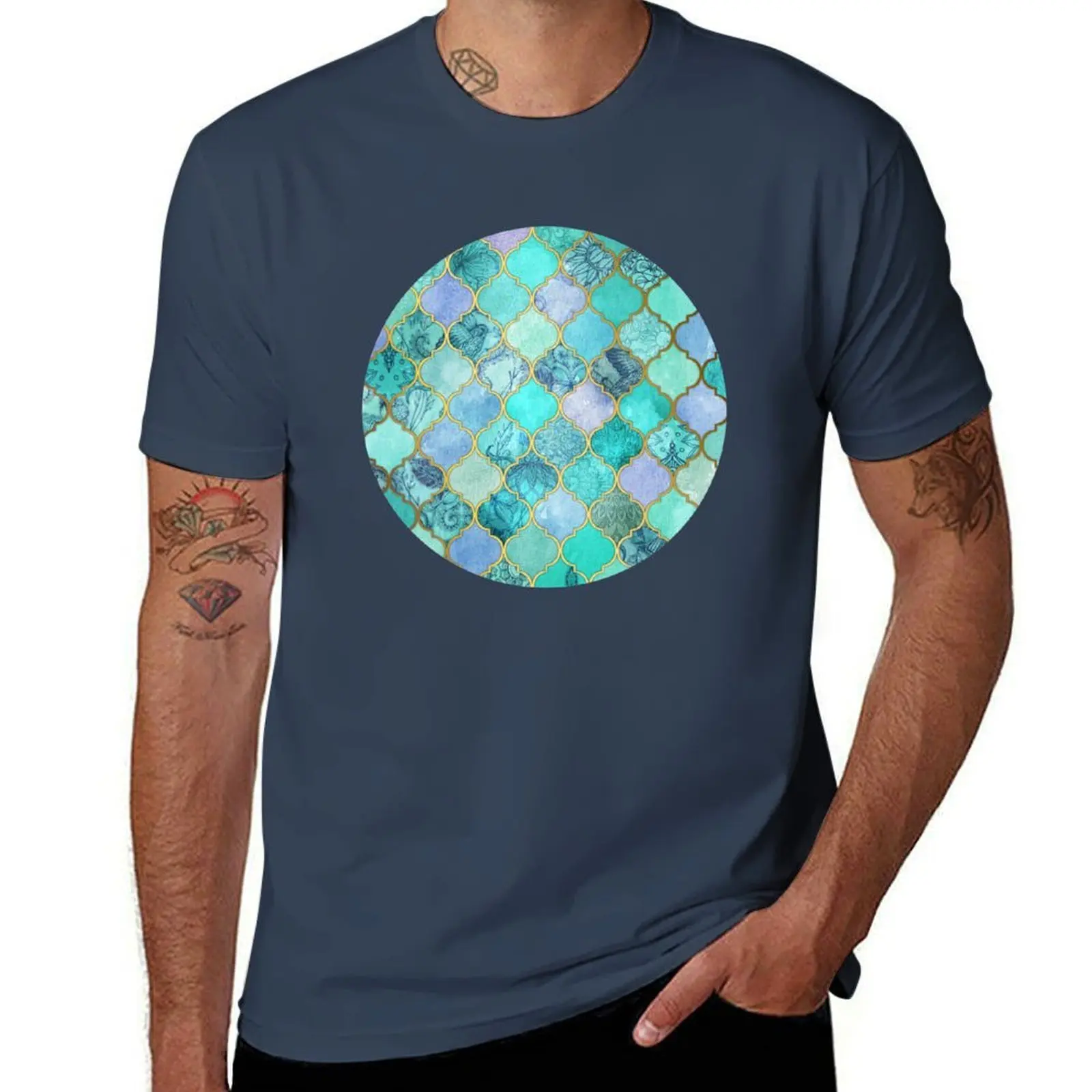 Camiseta con estampado decorativo de azulejos marroquíes Cool Jade & Icy Mint, camiseta informal urbana de corte holgado