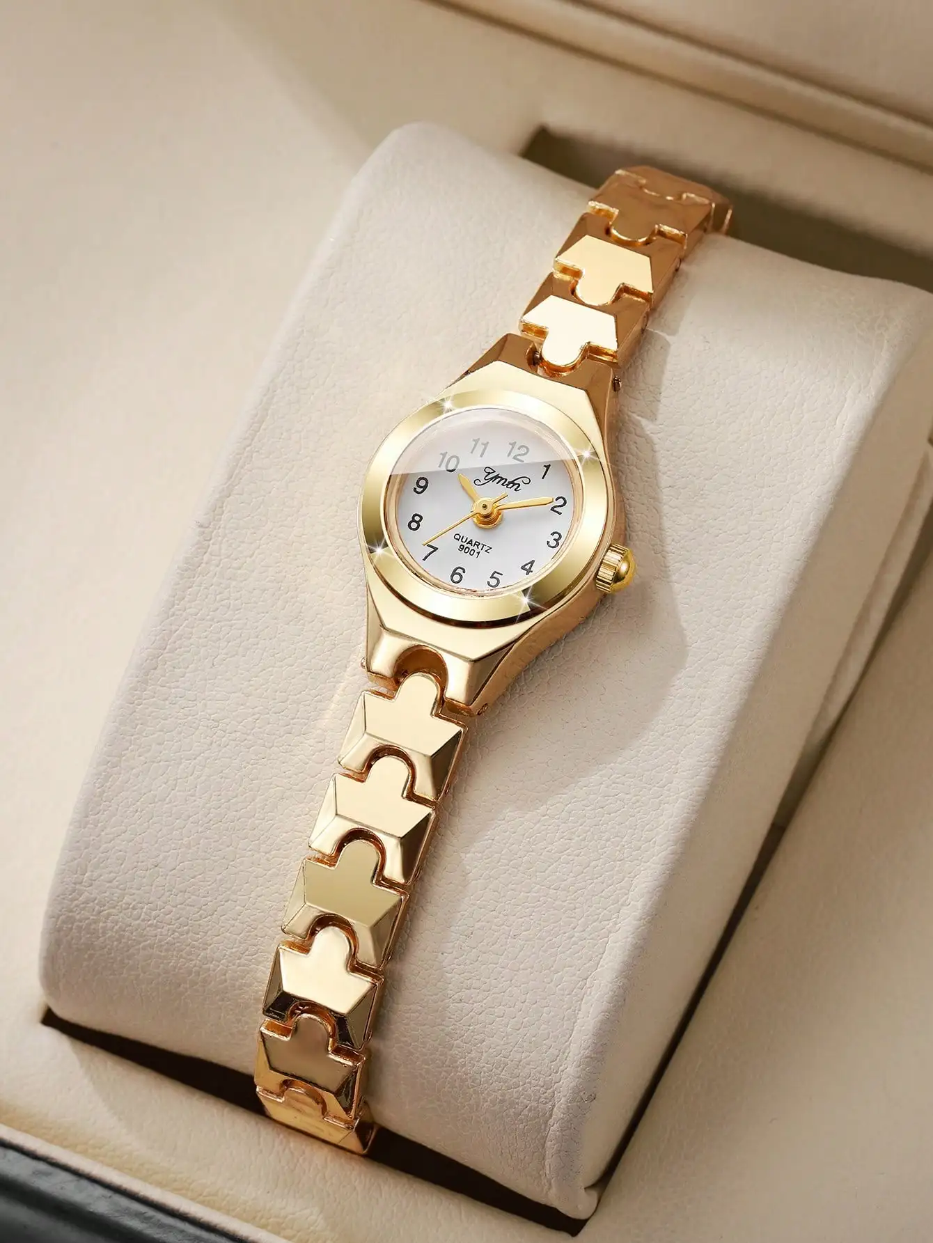 

1pc Women's Fashion Minimalist Numeric Dial Elegant Quartz Bracelet Watch, Gift (Watch Box Not Included)