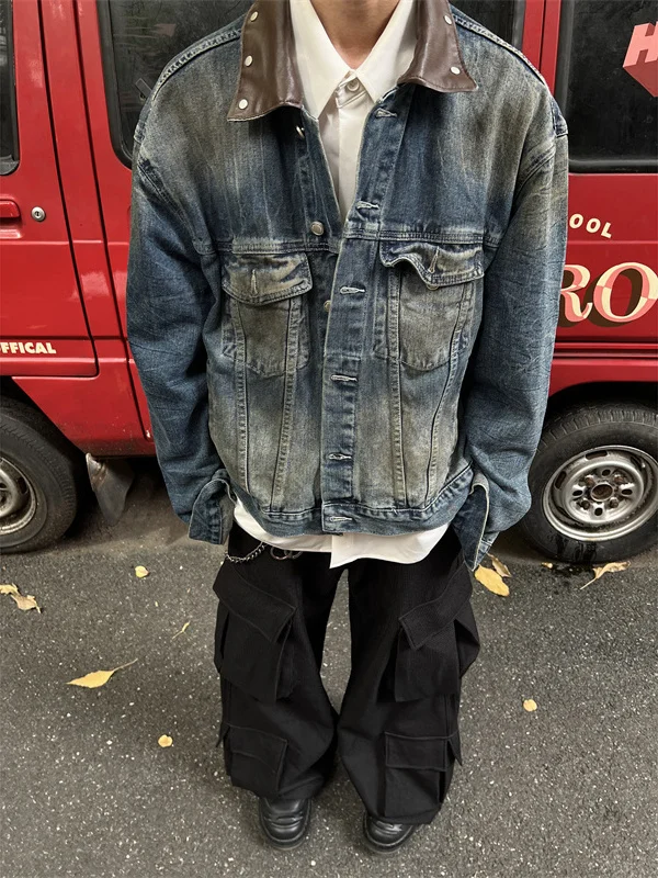 

Trendy Loose PU Leather Denim Jaet for Men Spring Autumn Dirt Dyeing Rivet Design Casual Loose Haome Jaet