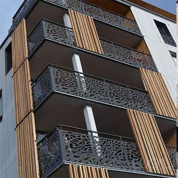 Guide di protezione tagliate al laser personalizzate Schermi e pannelli per balcone Pannelli tagliati al laser di lusso di alta qualità per balcone bolt-on esterno