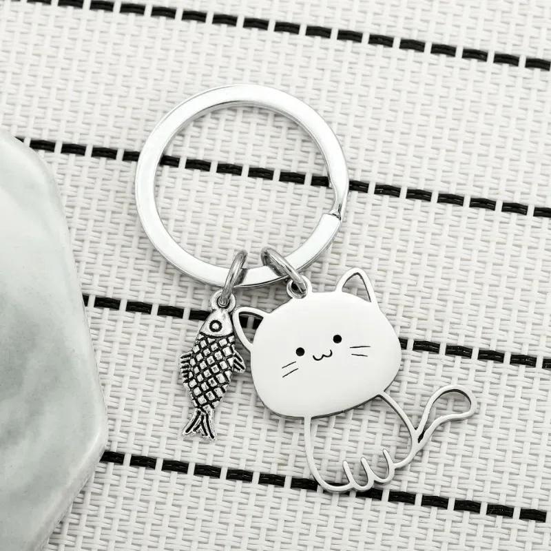 Neue japanische Katze isst Fisch Schlüssel ring Edelstahl Schlüssel anhänger niedlichen Cartoon Katze Anhänger Paar Schlüssel anhänger Taschen Autozubehör