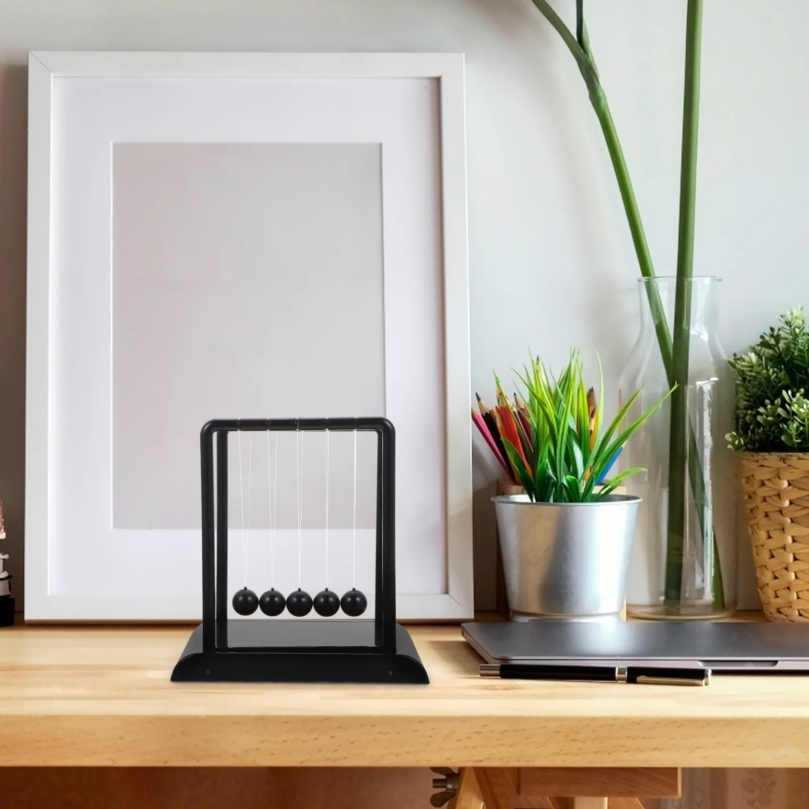 

Балансировочный шар Ньютона, полностью черный, для декора рабочего стола, научно-популярный предмет интерьера для офиса и дома