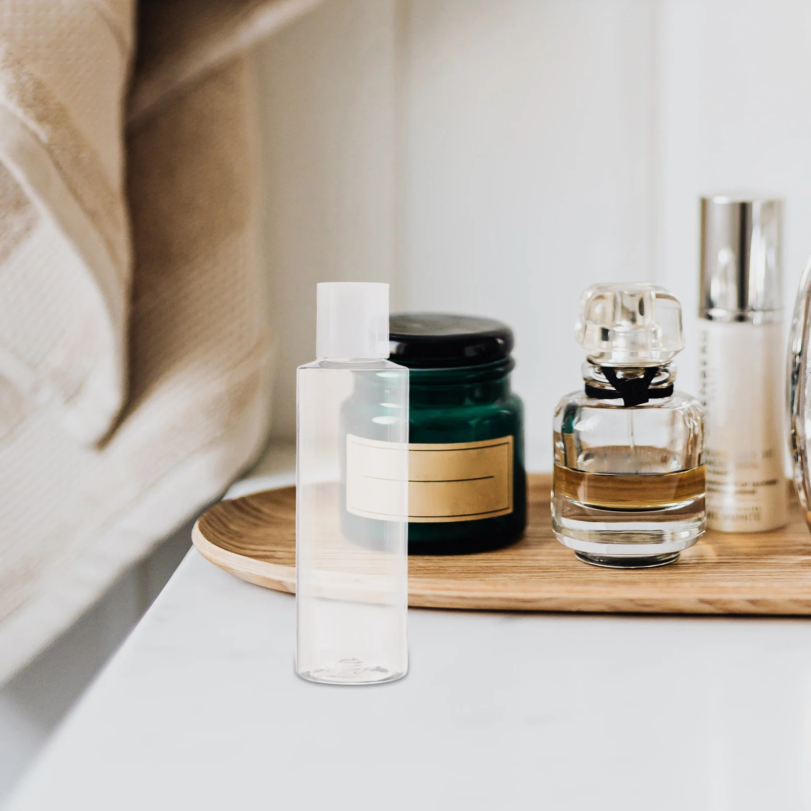 

4Pcs Mini Lotion Bottles 150Ml Clear Plastic Squeeze Containers for Travel Toiletries Refillable Dispensers Portable Leakproof