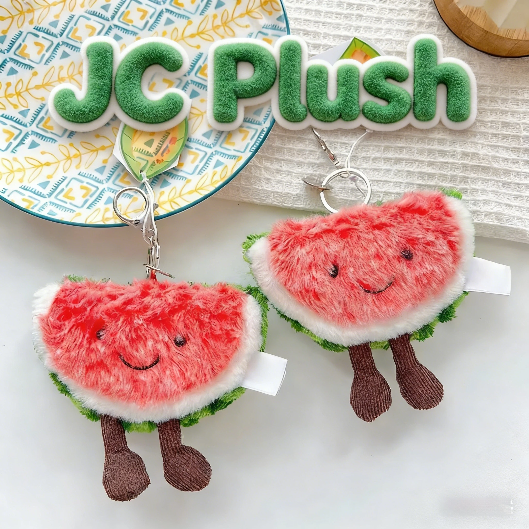 En Existencia, Peluche de Sandía JC, Colgante de Peluche para Mochila, Colgante Exquisito de Moda, Juguete Suave y Adorable, Artículos para Fiestas, Regalo de Cumpleaños