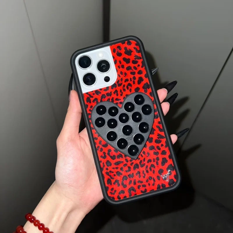 

Wildflower wf Love sucker disc Phone Case for iPhone 16 15 14 13 12 Pro Max Plus 16pro 15pro WILDFLOWER Girl suction cup Cover