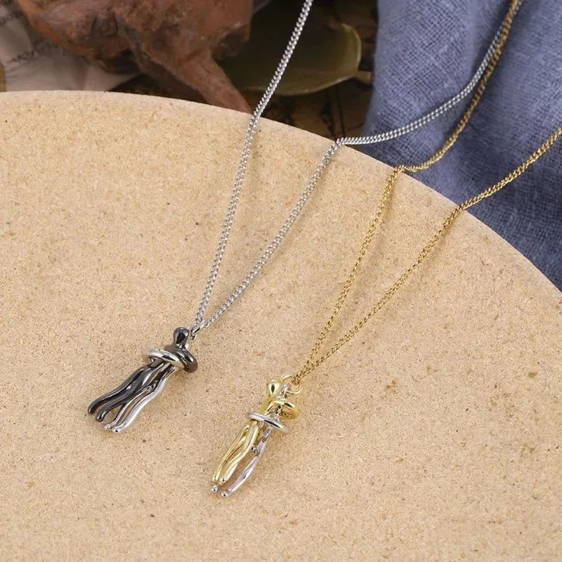 Fashion Hugging Necklace Jewelry Choker Hug Pendant Chain Men Necklaces For Lover Women Couple Men Lady Female Male Gift