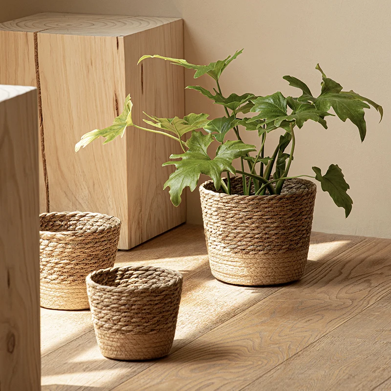 Handwoven Seagrass Plant Basket Fresh Rattan Decorative Flower Pot Artistic Storage Basket Multi-Functional Organizer