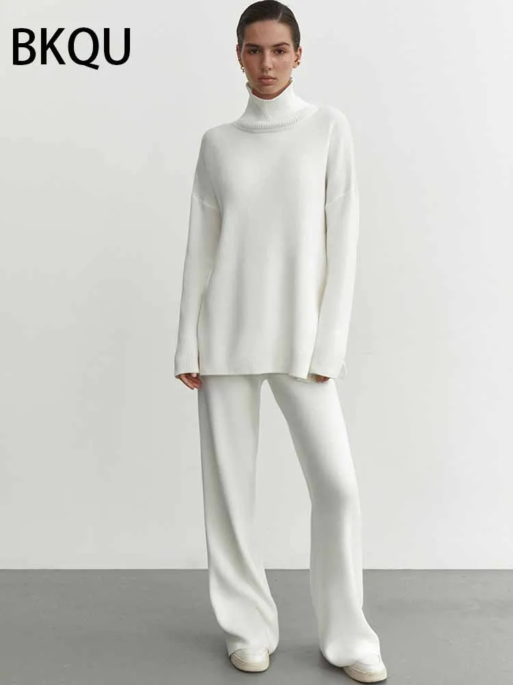 BKQU Solido maglione a collo alto Pantaloni Set da donna in due pezzi lavorato a maglia allentato morbido pullover pantaloni a gamba larga Outfit 2025 Autunno Inverno
